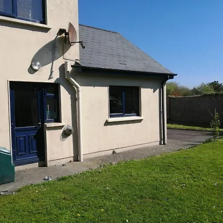 West Cork Private Bedroom * Клонакилти