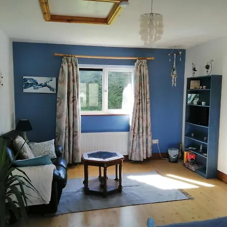 West Cork Private Bedroom * Клонакилти
